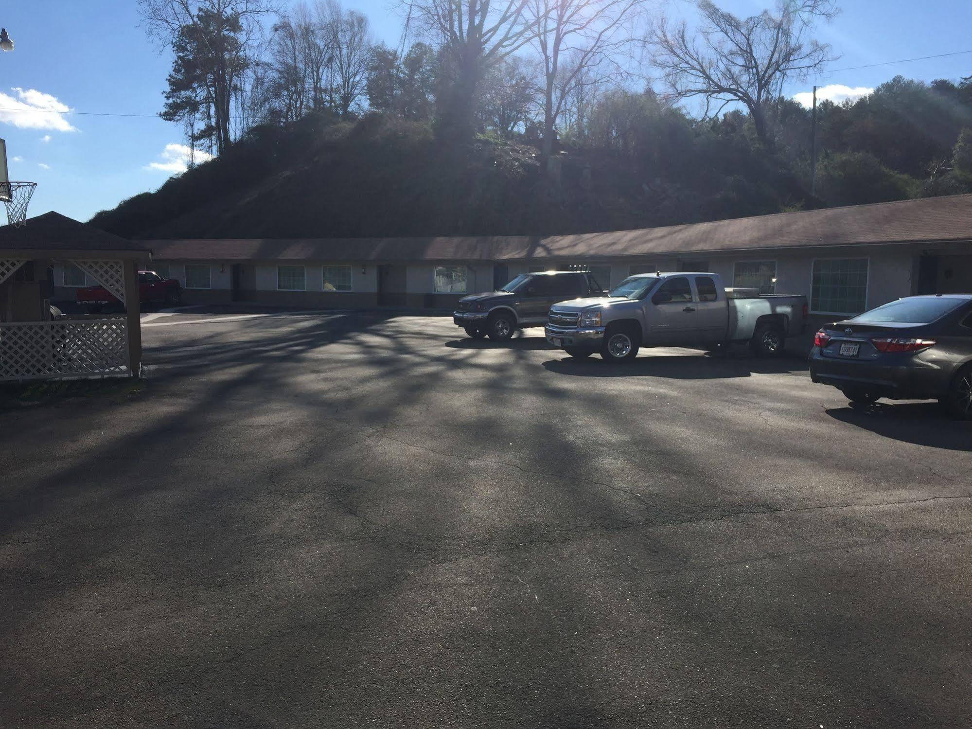 Ellijay Inn - Downtown Ellijay Exterior foto